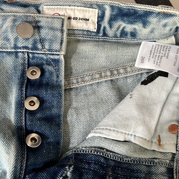AG Adriano Goldschmied Alexxis Aged Denim Jean High Rise Wedgie Shorts 2… - Picture 6 of 10